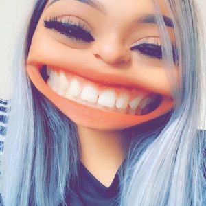 Meet your Posher, Melanie